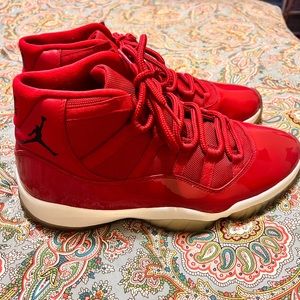 Jordan 11 cherry red